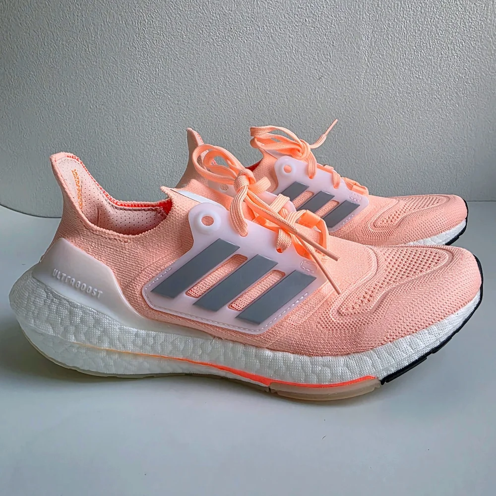 NEW Adidas Ultraboost 22 Clear Orange 7